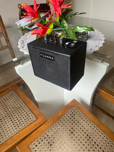 Amplificador Flamma FA05 - 5 Watts - Portátil