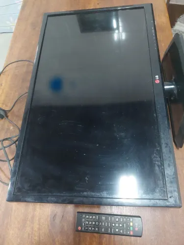 TV Monitor retirada de peças