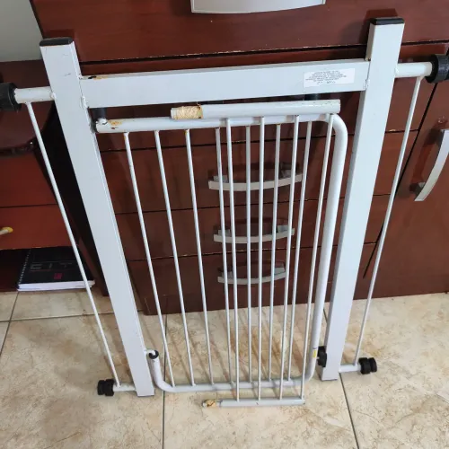 Cercadinho para pets e crianças