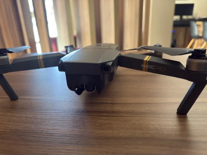 Drone MAVIC PRO com bateria reserva 
