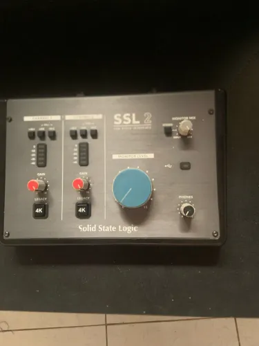 Placa de áudio - SSL 2