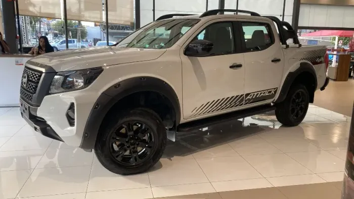 Nissan Frontier Attac.cd 4X4 2.3 Bi-TB Die. AUT 2026
