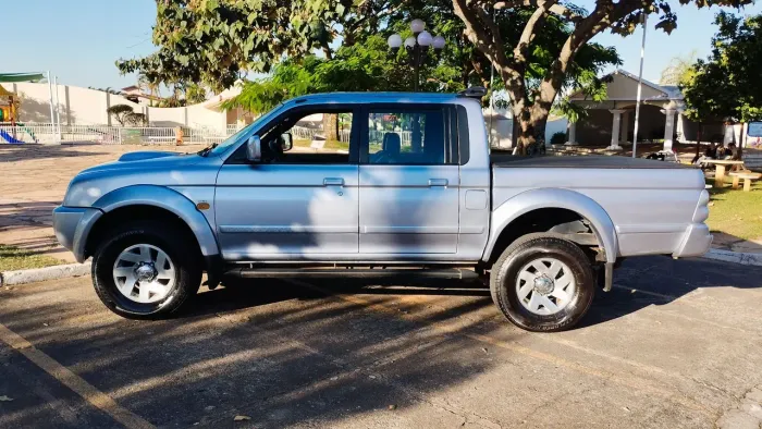 Mitsubishi L200 Sport HPE 2.5 4X4 CD DTI Dies. Mec. 2006