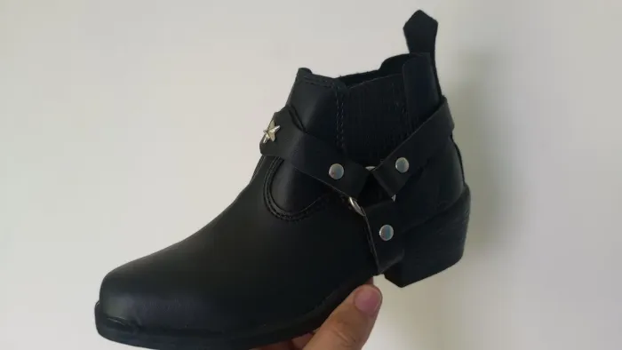 Bota caltrem Masc Tam 28 novo