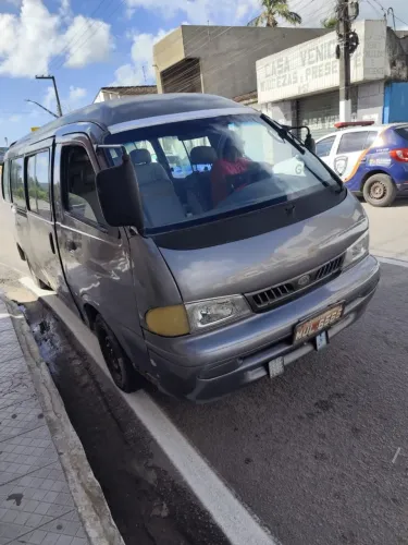 Kia Motors Besta GS Grand 3.0 8V 16L Diesel 2001