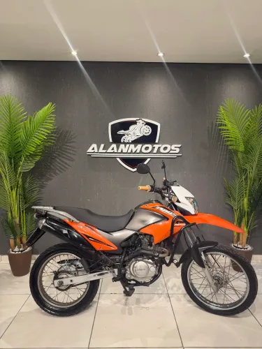 Bros 150 muito nova