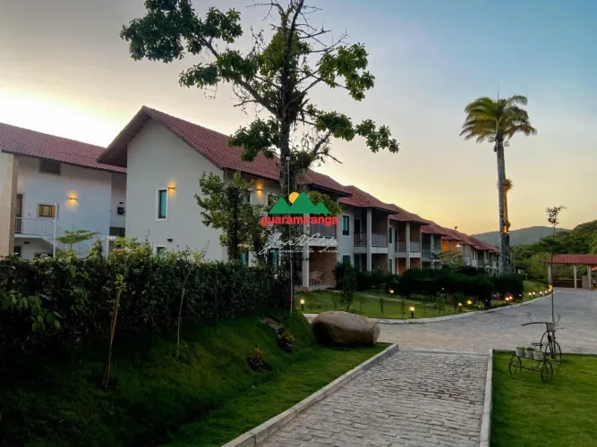 Apartamento com 67 m² de área construída em um dos melhores condomínios de Guara