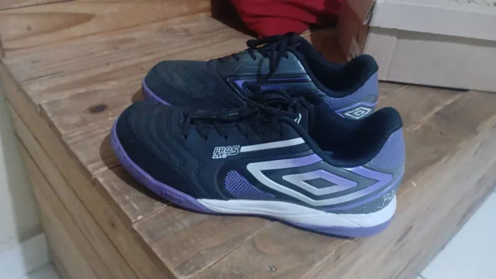 chuteira umbro pro 5 nova