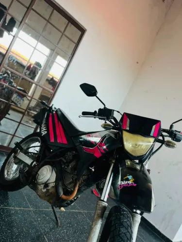 Vendo XTZ 125 ano 2014.
