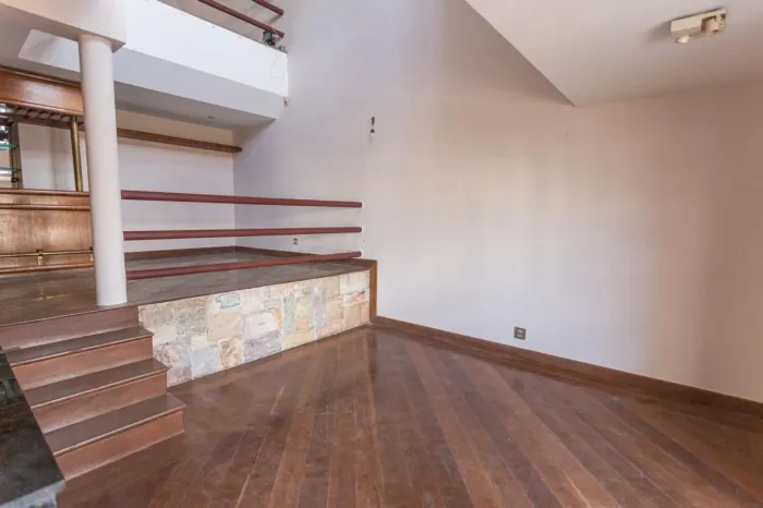 Casa à Venda - Serra, 5 Quartos, 640 m2