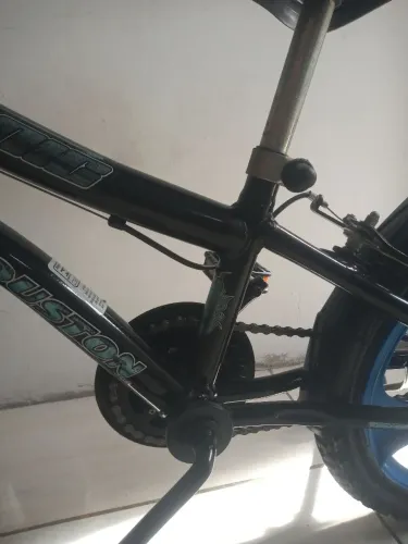 Bicicleta infantil. Aro 14 semi nova