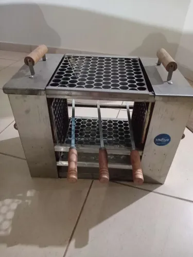 VENDE-SE CHURRASQUEIRA ECOLÓGICA