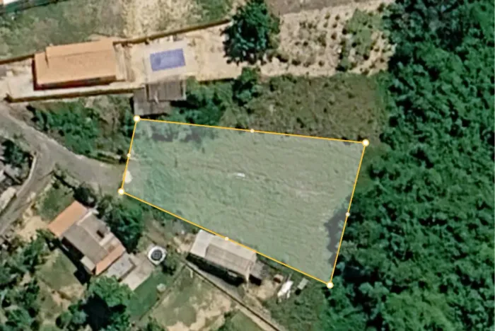 Terreno à venda com 5.117 m² em condomínio rural
