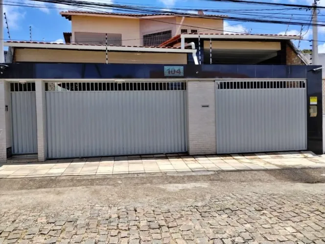 Casa com 4 dormitórios à venda, 428 m² por R$ 950.000,00 - Lagoa Nova - Natal/RN