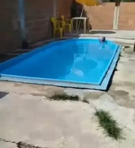 Piscina 18mil litros 
