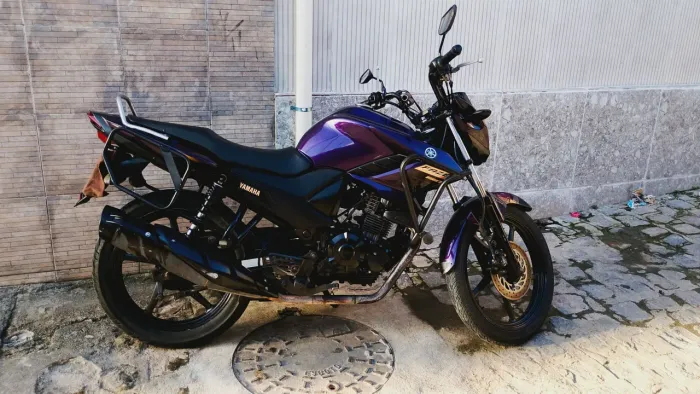 Vendo fazer 150 2024 seminova único dono