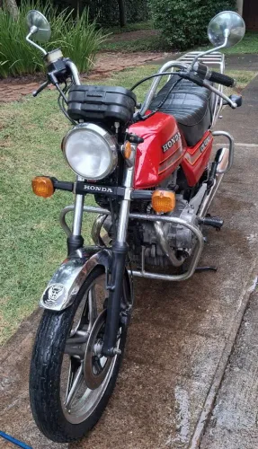 CB 400 - 1982