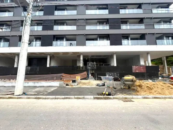 Loja para Locação Anual em Jurerê em Florianópolis.