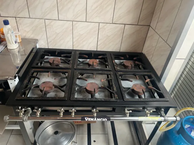 Vendo fogão industrial