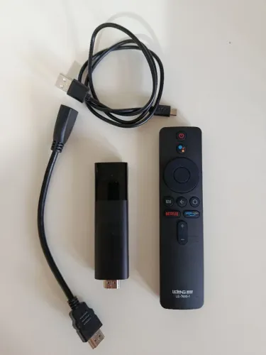 Xiaomi Mi TV Stick 4K - Com Defeito ( leia com atenção)
