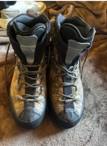 Bota Lá Sportiva