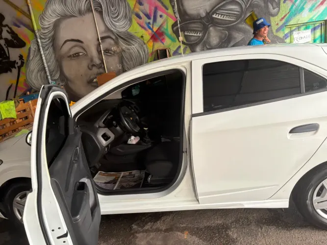 Chevrolet Onix JOY Hatch 1.0 8V Flex Mec. 4P 2018