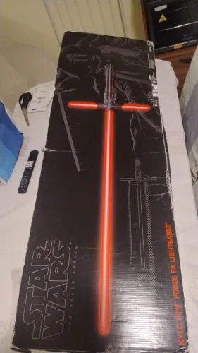 Sabre de Luz Kylo Ren Hasbro Force FX