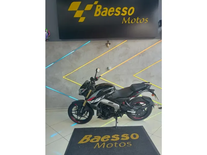 Bajaj Dominar ns400z 2026