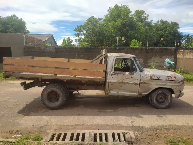 Ford F-100 Super 3.6 1980