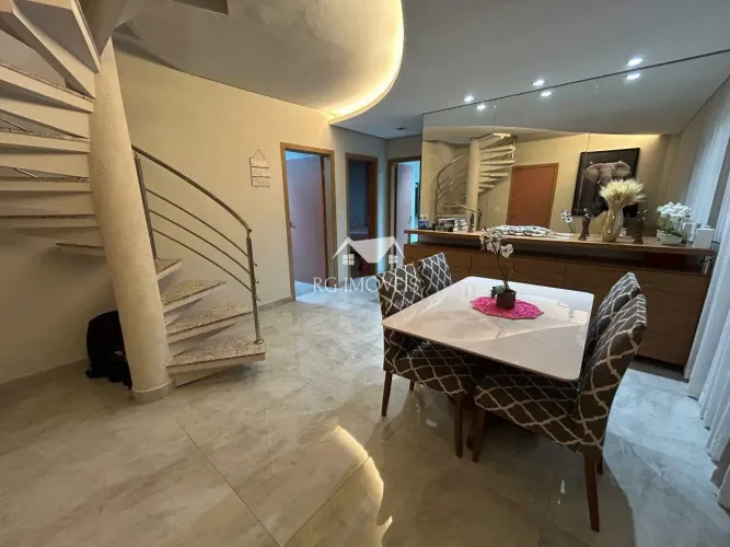 Cobertura duplex 2 quartos, 2 banheiros e 2 vagas de garagem 116m² - bairro Diamante