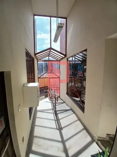 Sala Comercial para Aluguel no Bairro Carlos Prates, com Armários, Ótma localização, Belo 