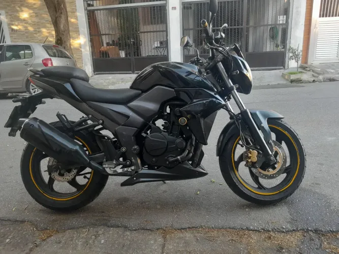 Dafra next 250.  Ano 2013