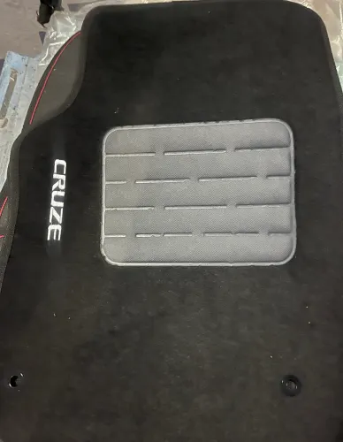Conjunto tapetes carpete cruze 2011/2015