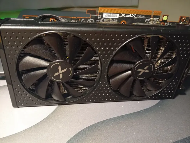 Placa de vídeo XFX radeon rx6650XT 8VRAM aceito troca em monitor *leia descrição*