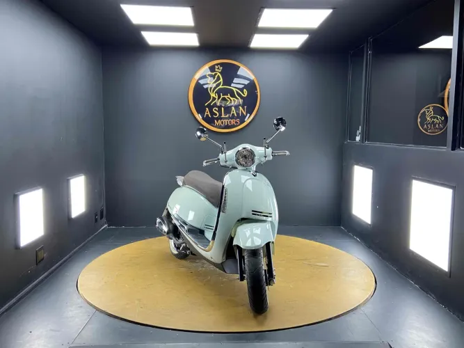 Motorino Cappuccino 150 2023