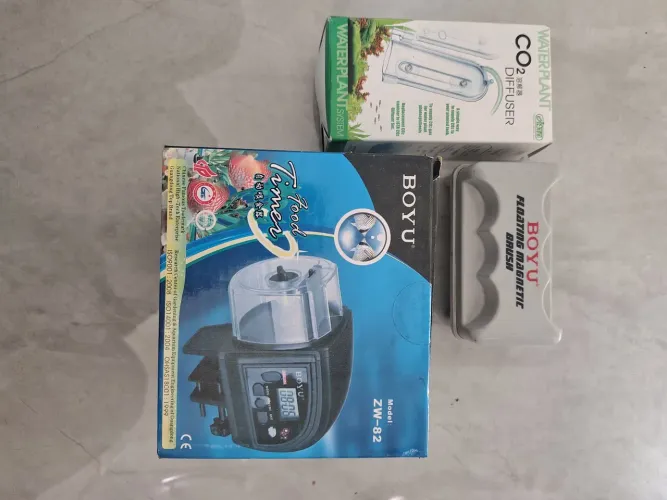Kit Aquário (Alimentador + limpador + Difusor CO2)