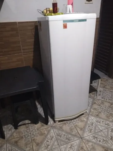 Geladeira cônsul branca