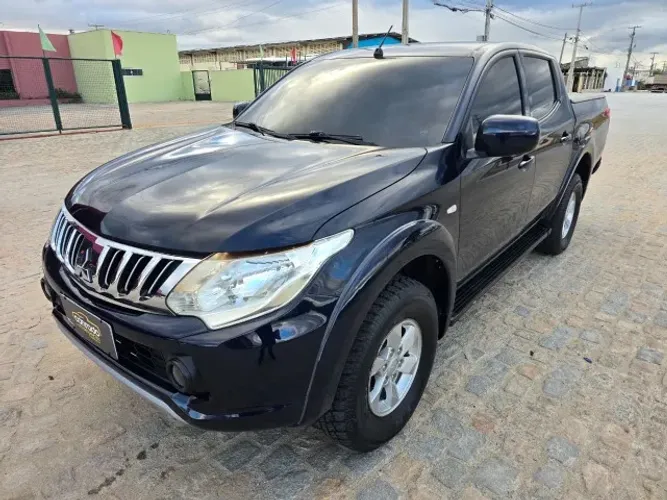 Mitsubishi L200 Triton Sport GLS 2.4 CD Diesel Mec. 2018