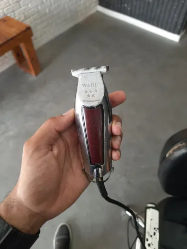Máquina Wahl Detailer (com fio)