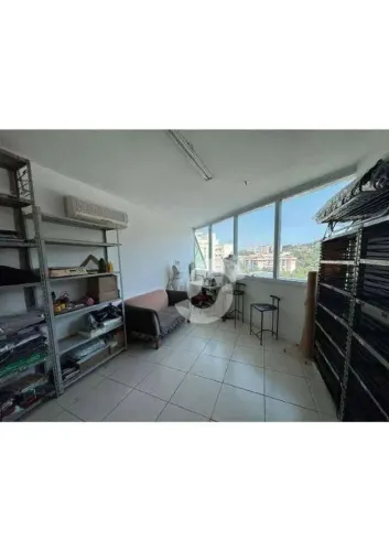 Sala à venda, 28 m² por R$ 150.000 - Santa Rosa - Niterói/RJ-Regia Previlegiada