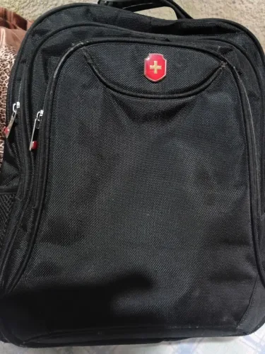 Vendo mochila grande em bom estado 