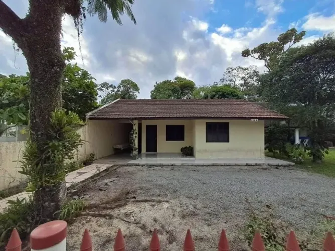 Alugo casa para temporada em Itapoa