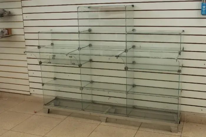Vitrine de Vidro - Balcão Expositor Caixa