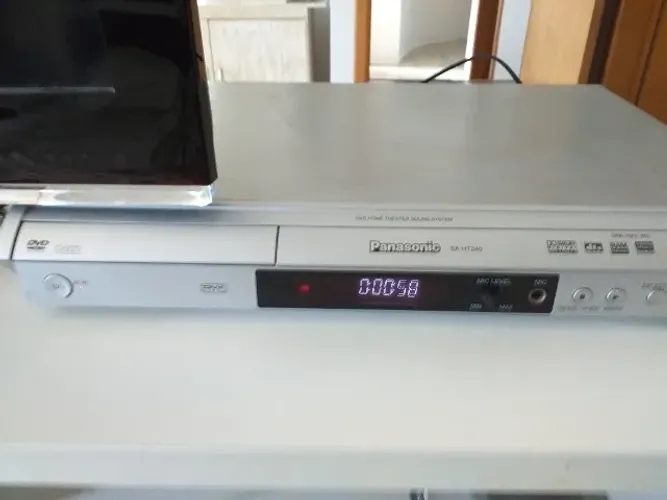 Home Theater Panasonic 5.1 - ótimo estado