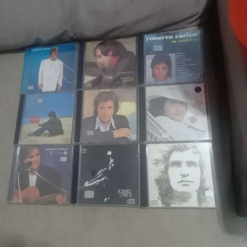 9 CDs do Roberto Carlos 