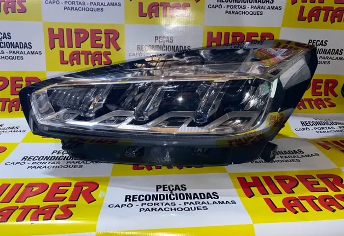 Farol Tiggo 8