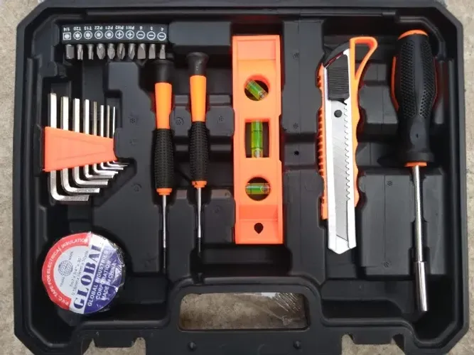 Kit de Ferramentas com 129 Peças com Maleta novo
