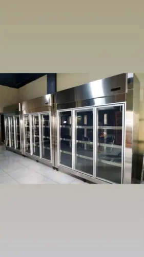 Geladeira Expositora para supermercados e padarias.