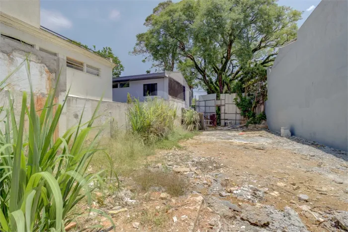 Terreno plano 297m² a venda no coração de Moema - São Paulo