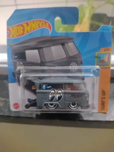 Hot Wheels Kool Kombi da Mooneyes